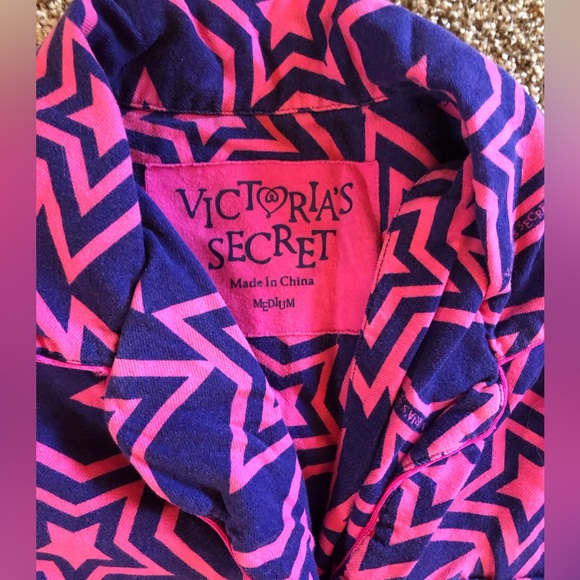 Very cute Victoria Secret PJ set - Picture 3 of 5